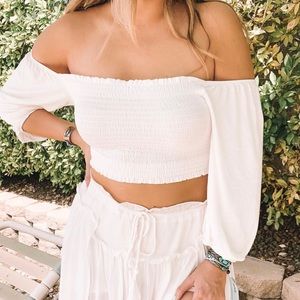 RESTOCKED ✨ Ruched Balloon Sleeve Top